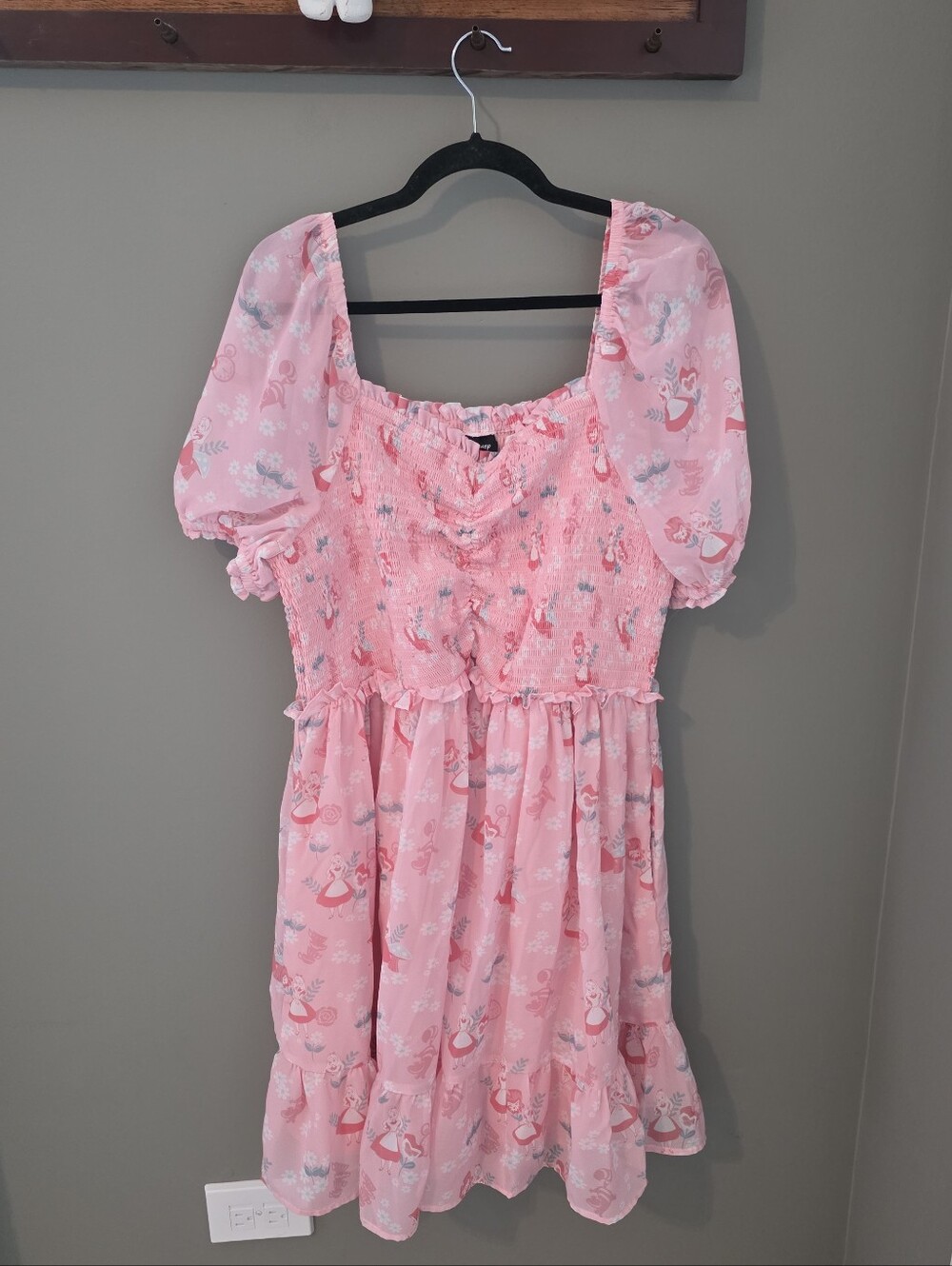 Disney Box Lunch Alice In Wonderland Dress 2x - Picture 4 of 14